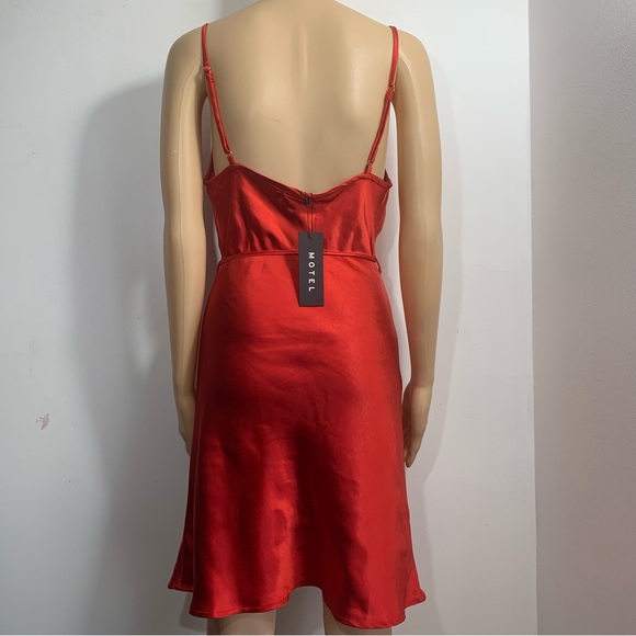 Motel Rocks Paiva Slip Dress Satin Red Straps Mini Short Size Medium UK Size 12 - Picture 7 of 15